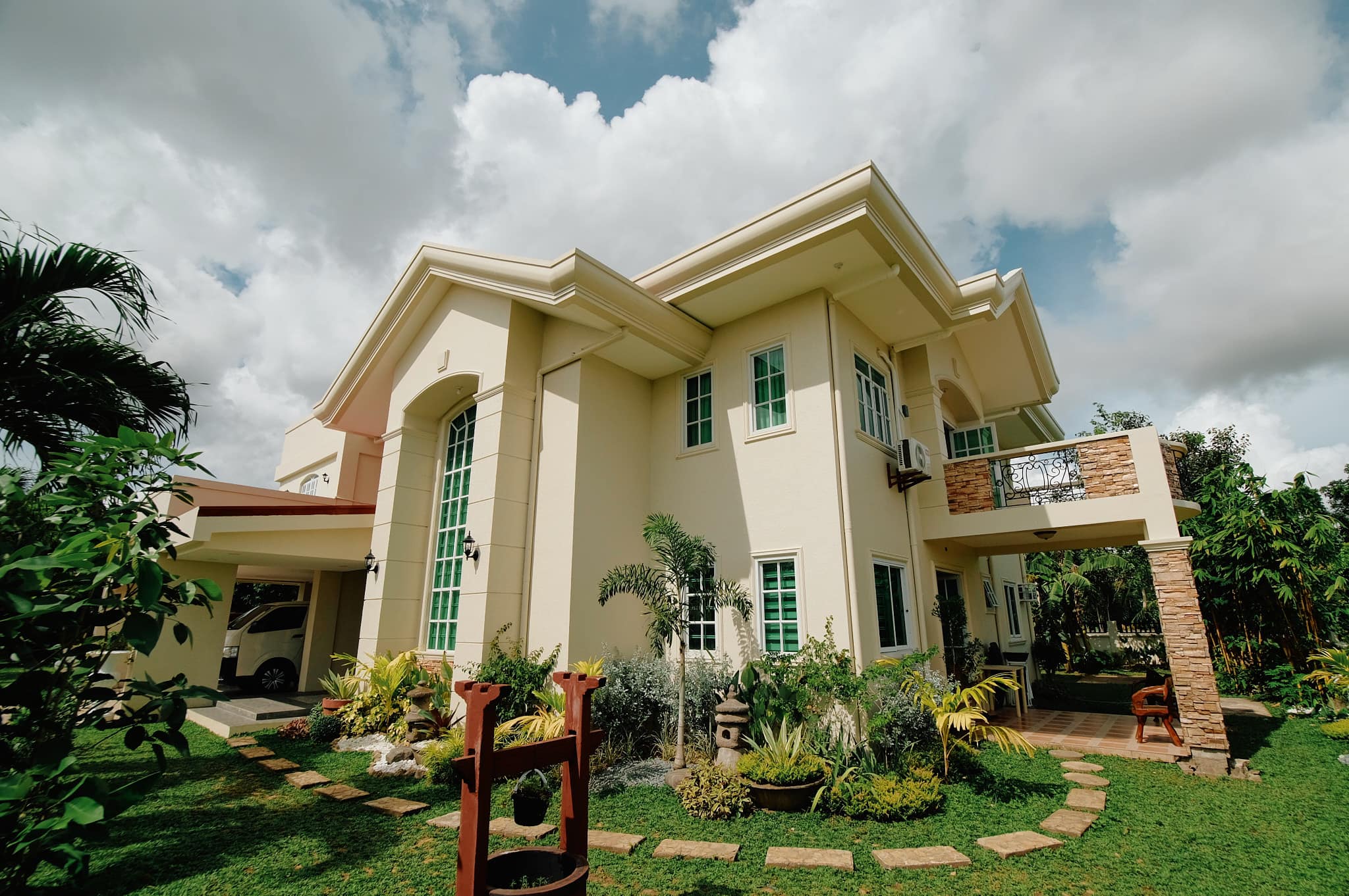 Exclusive access to Villa Kathreyna